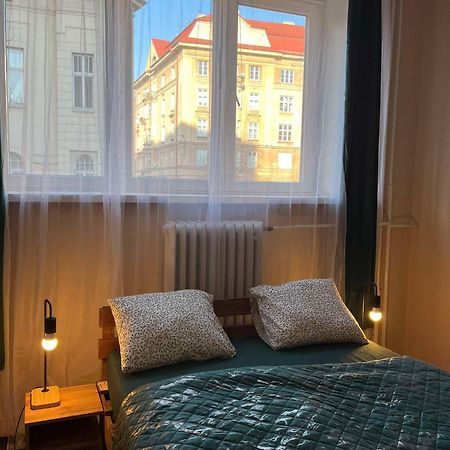 Tom Hostel Krakow Bagian luar foto