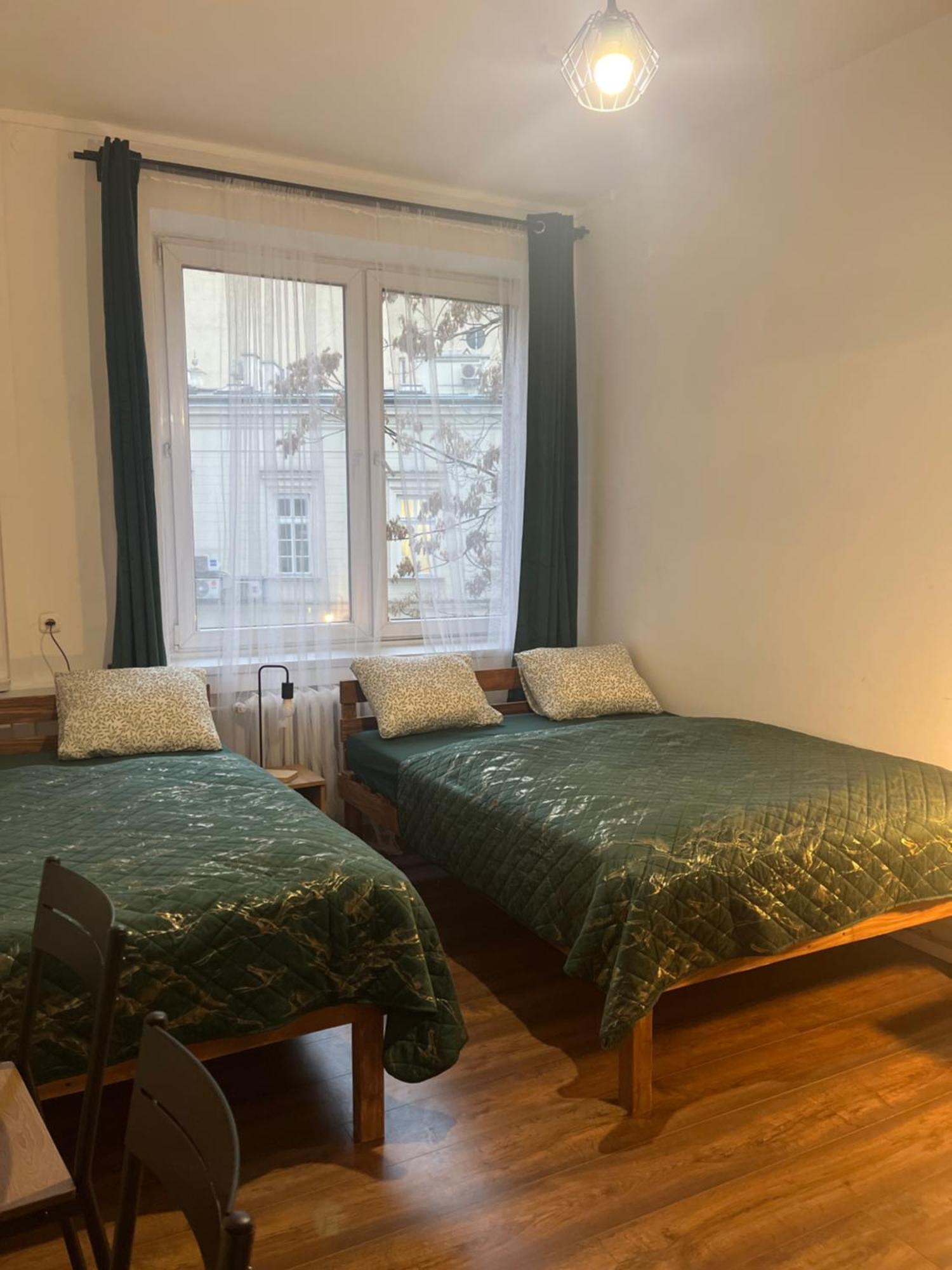 Tom Hostel Krakow Bagian luar foto