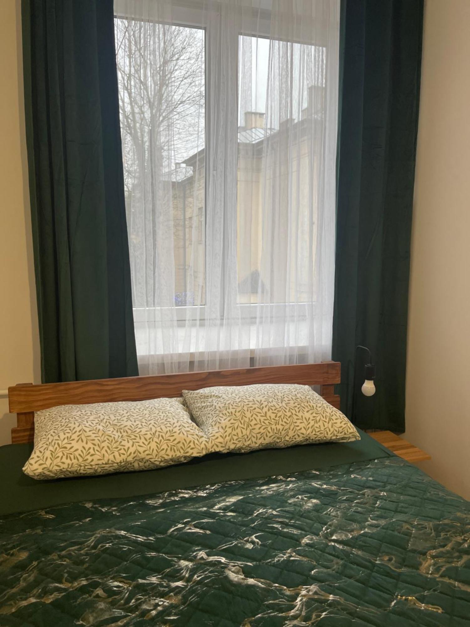 Tom Hostel Krakow Bagian luar foto