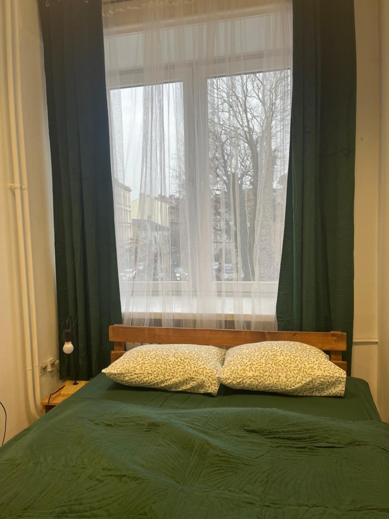 Tom Hostel Krakow Bagian luar foto