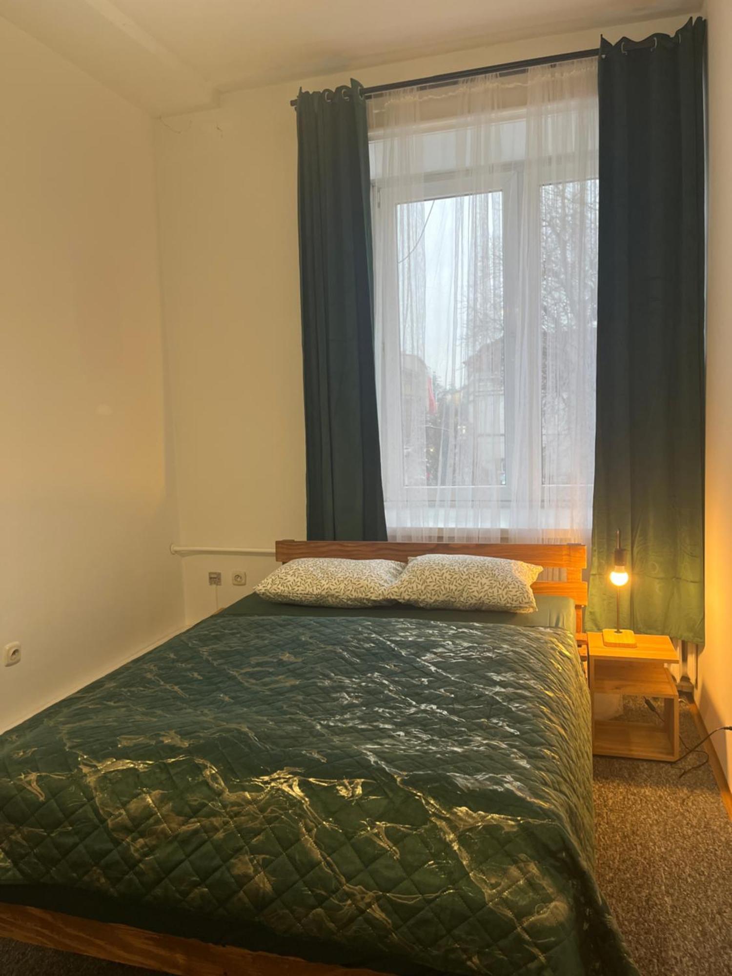 Tom Hostel Krakow Bagian luar foto