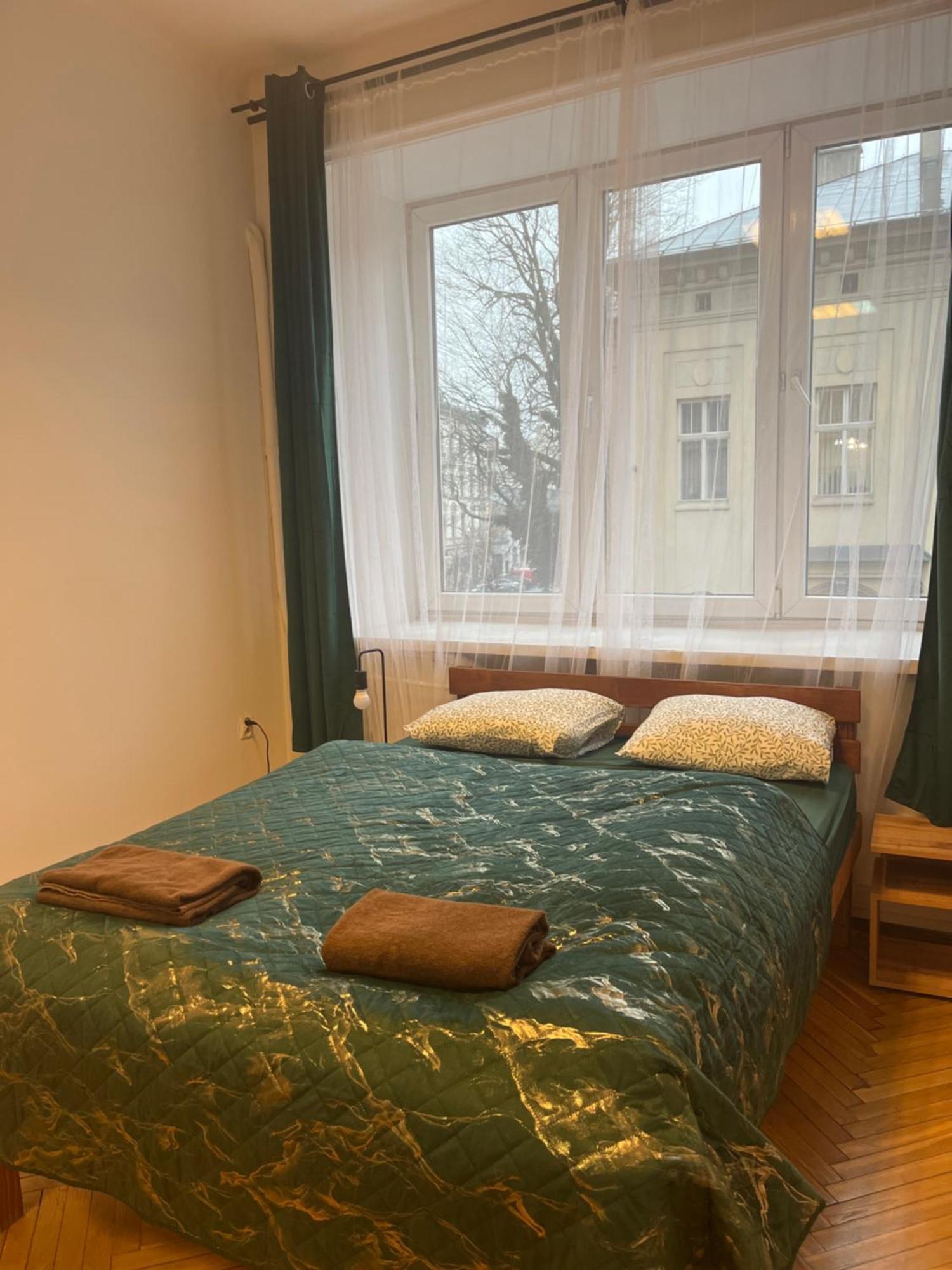 Tom Hostel Krakow Bagian luar foto