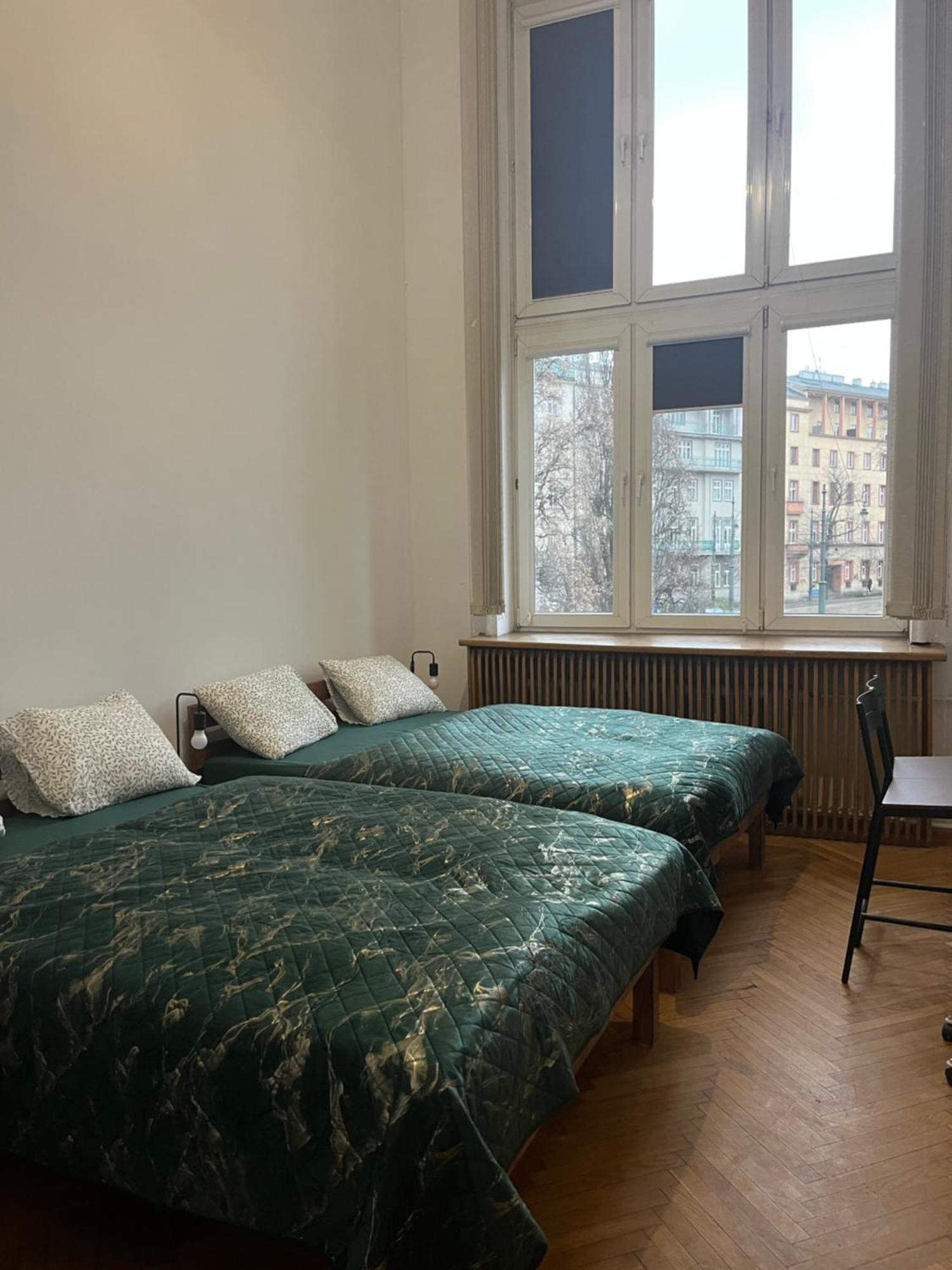 Tom Hostel Krakow Bagian luar foto
