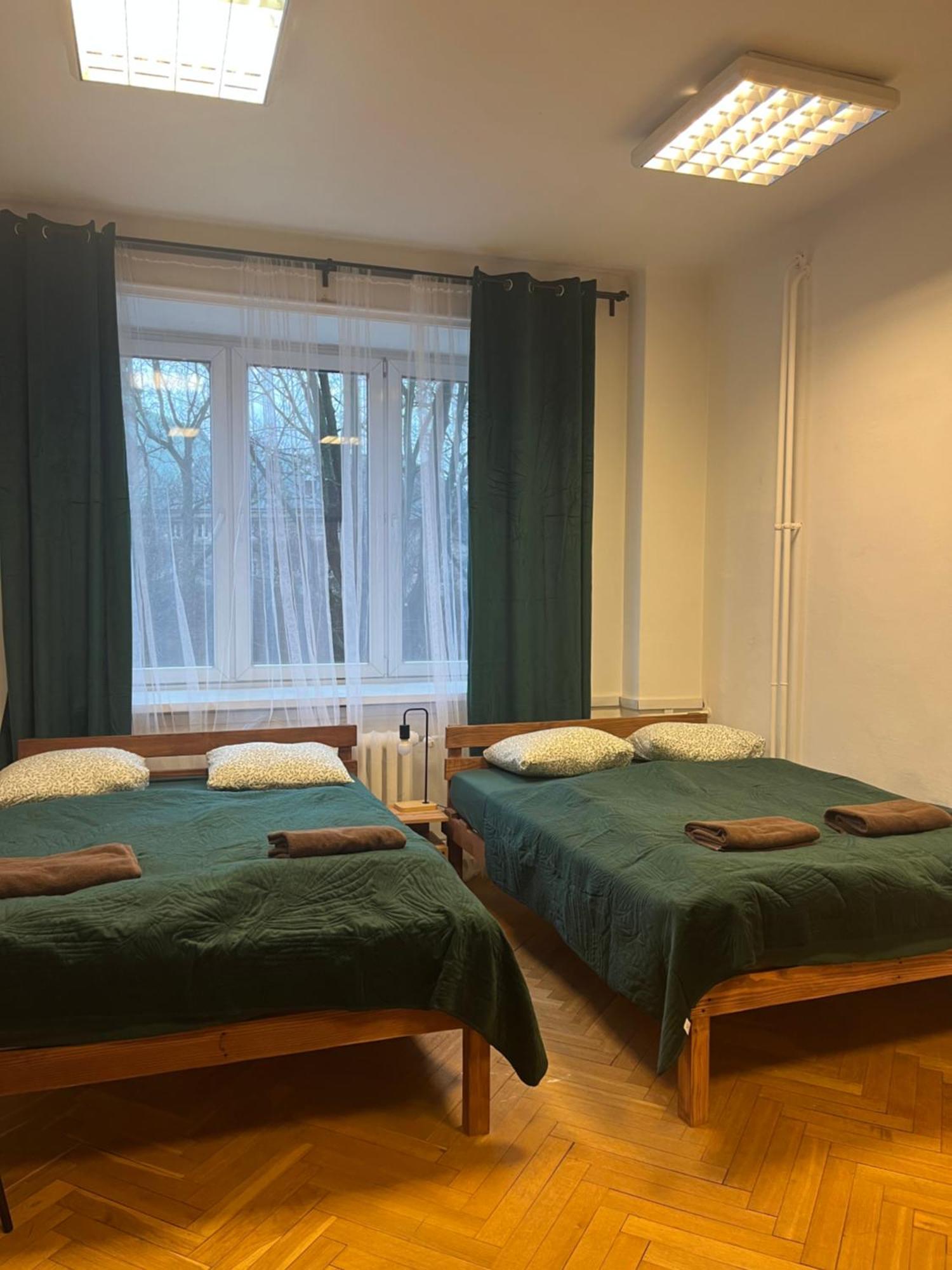 Tom Hostel Krakow Bagian luar foto